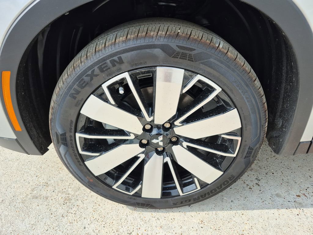 New 2026 Mitsubishi Outlander SE image 72