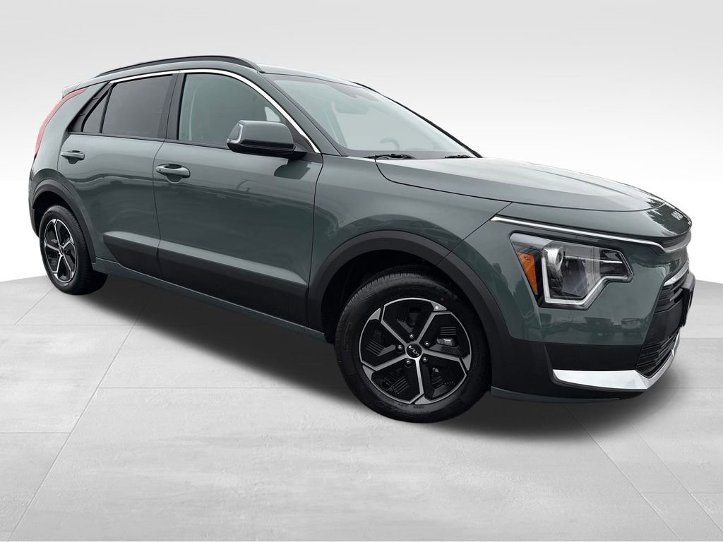 New 2025 Kia Niro EX