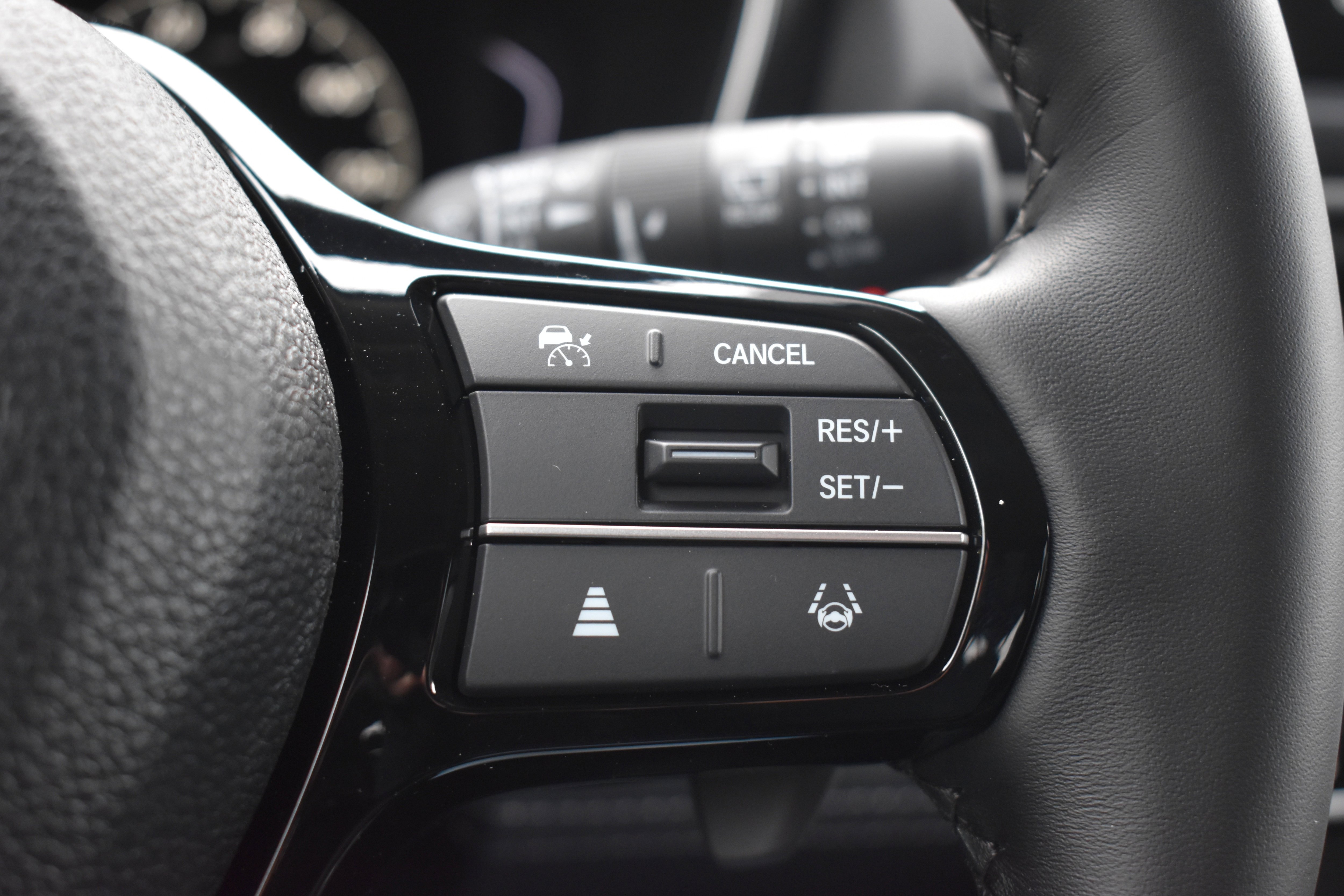 New 2025 Honda Pilot Touring image 12