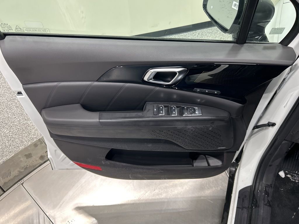 New 2026 Kia Carnival SX Prestige image 11