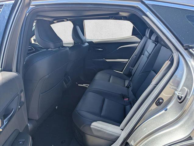 Certified 2023 Toyota Crown Limited image 15