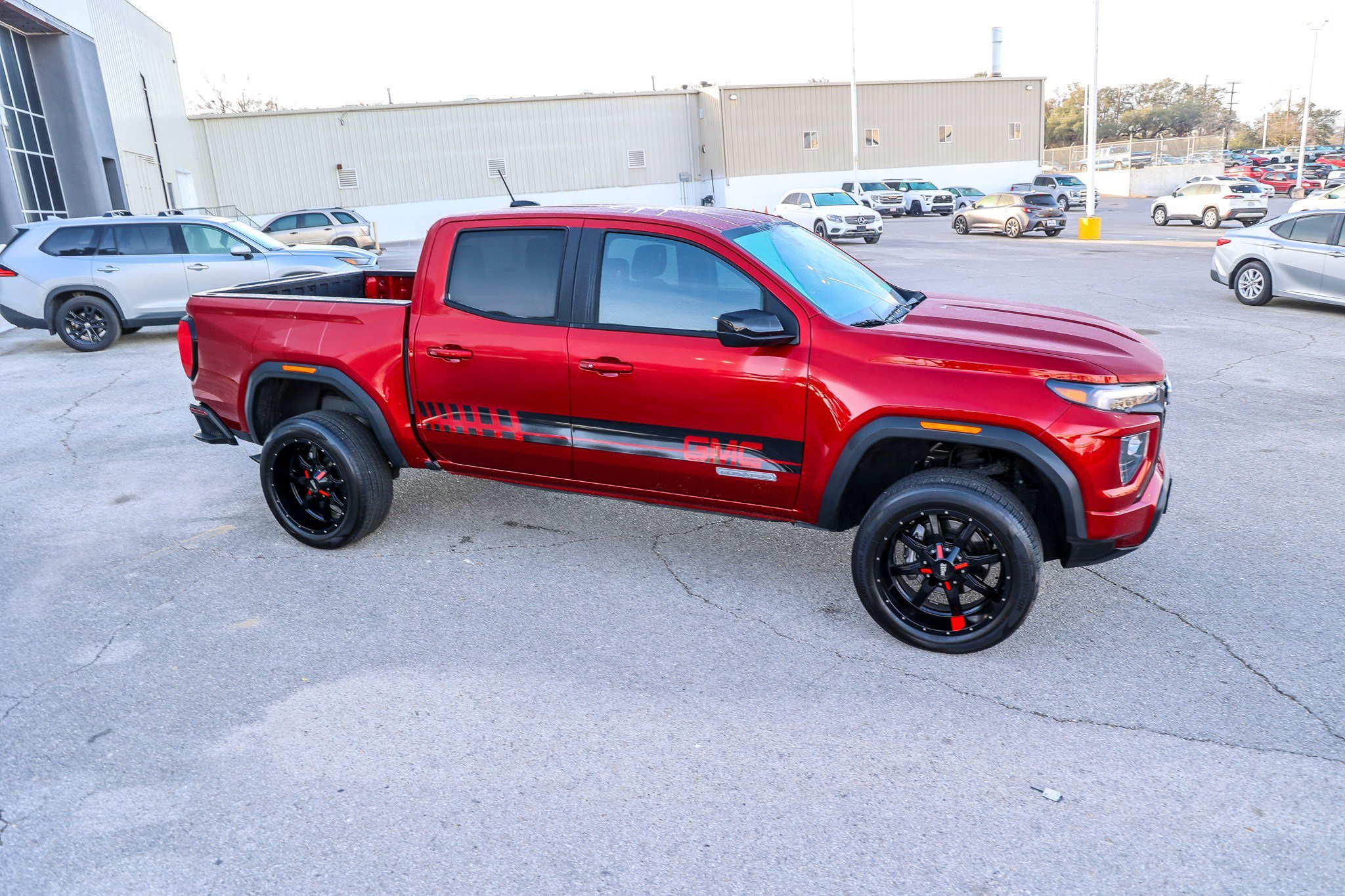 Used 2024 GMC Canyon Elevation w/ Trailering Package image 7