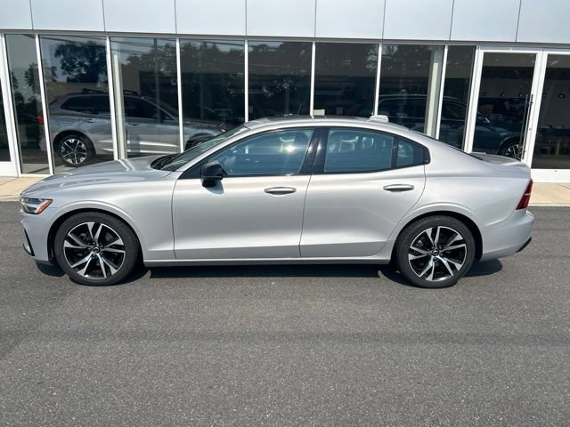 Certified 2023 Volvo S60 B5 Core w/ Climate Package FWD image 2