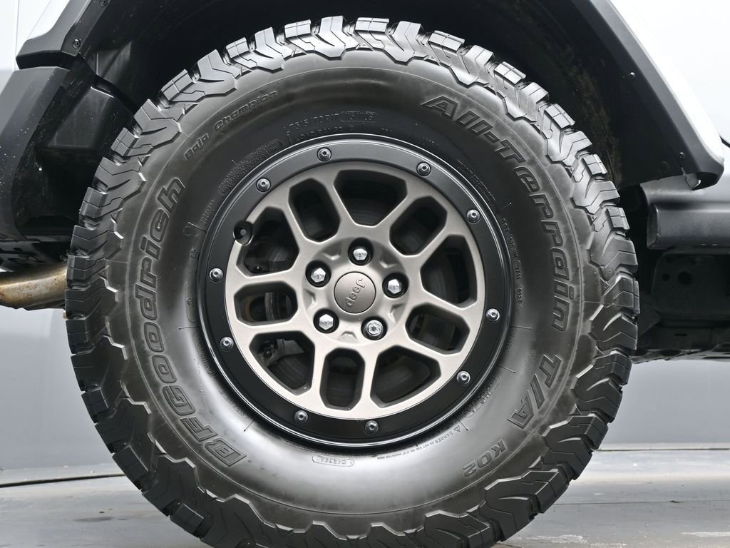 Used 2023 Jeep Wrangler Unlimited Rubicon 392 w/ Xtreme Recon 35" Tire Package image 10