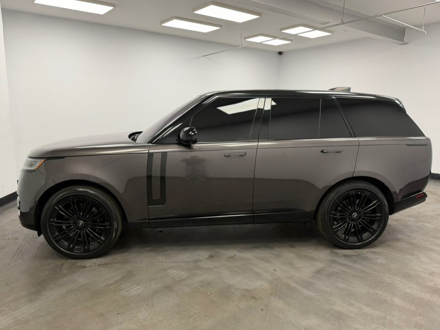 Used 2023 Land Rover Range Rover SE AWD/4WD image 7