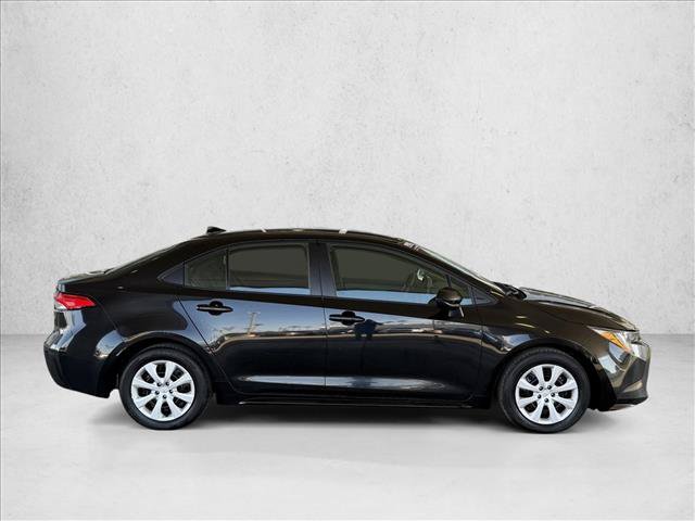 Used 2025 Toyota Corolla LE FWD image 4