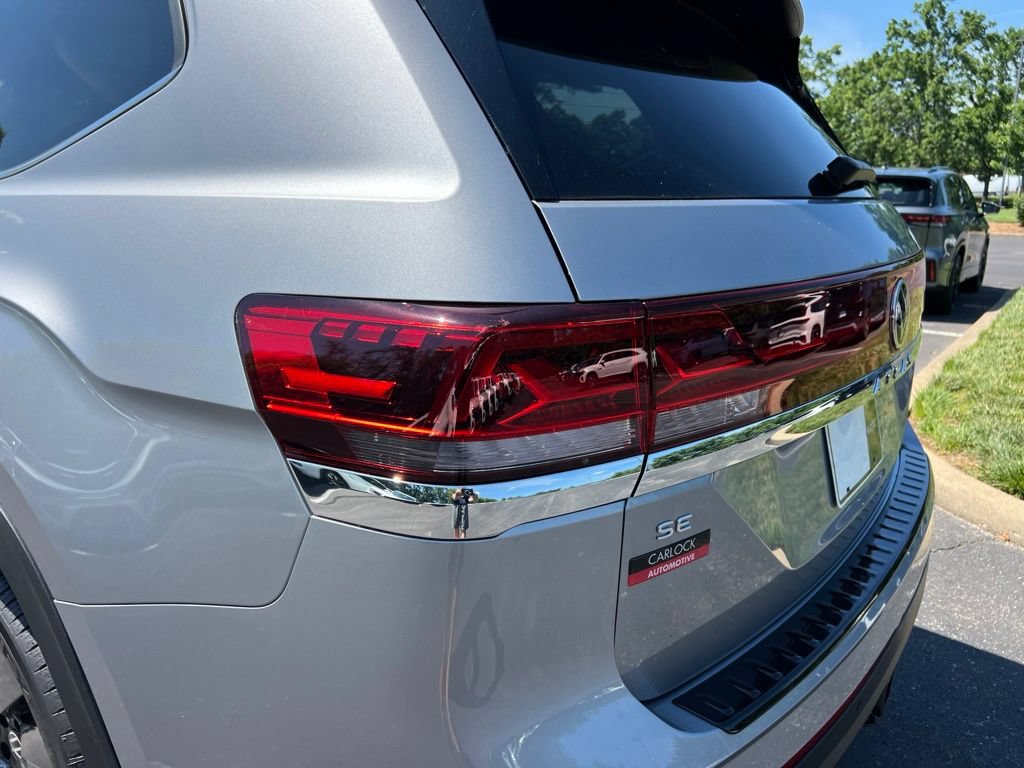 New 2026 Volkswagen Atlas SE FWD image 13