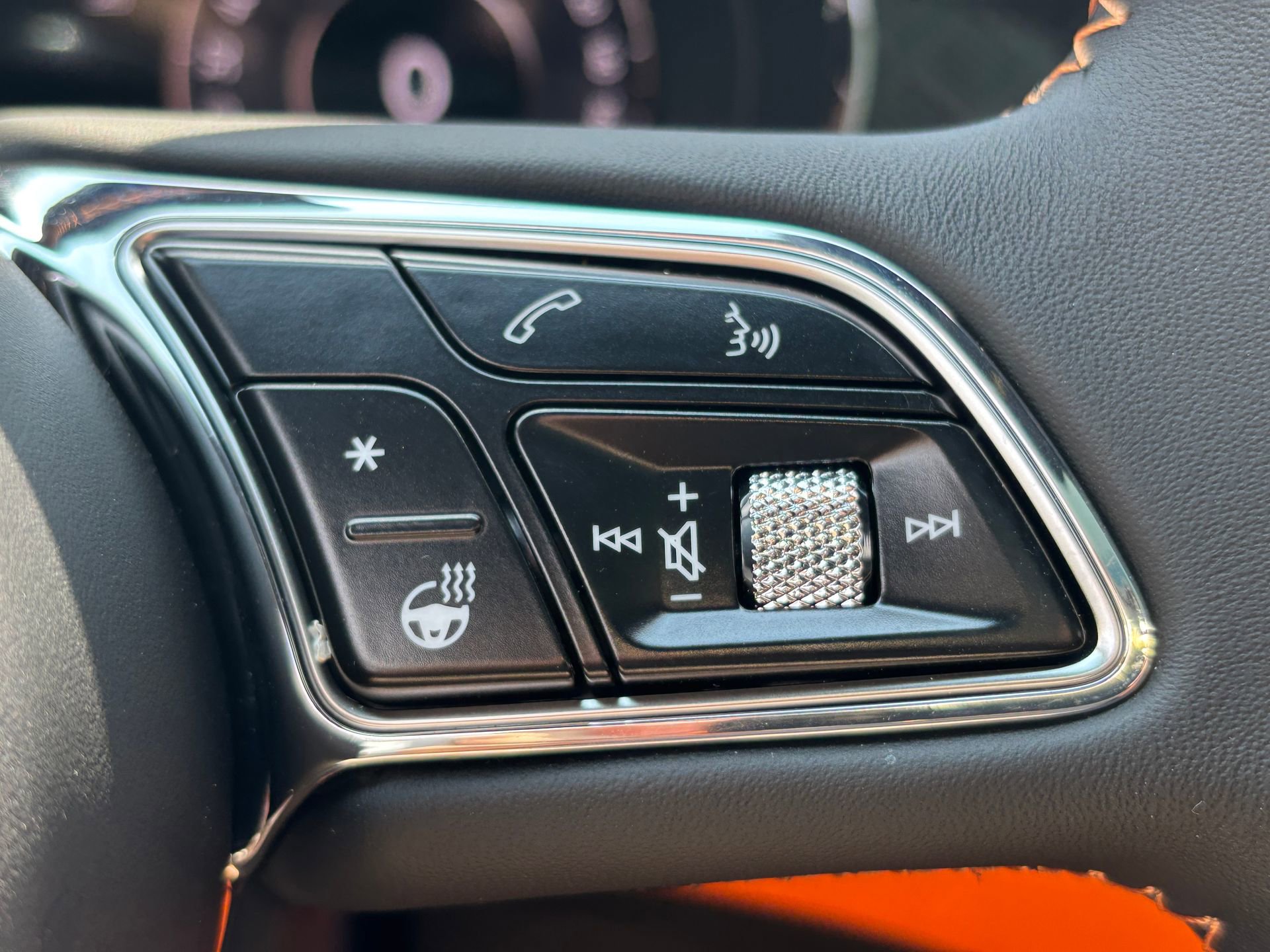 New 2025 Bentley Bentayga image 57