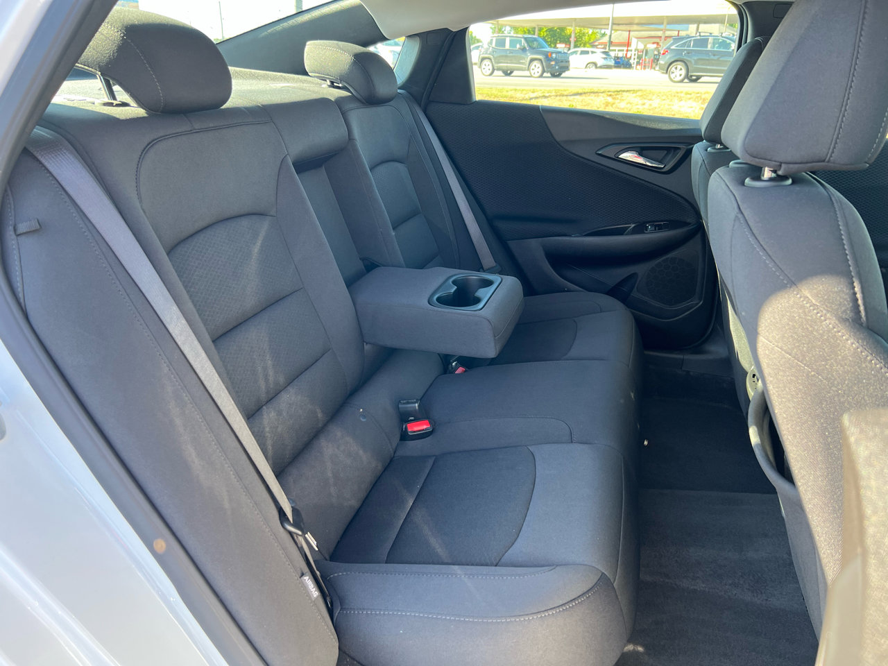 Used 2025 Chevrolet Malibu LT image 60