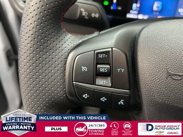 Used 2025 Ford Escape ST-Line AWD/4WD image 17