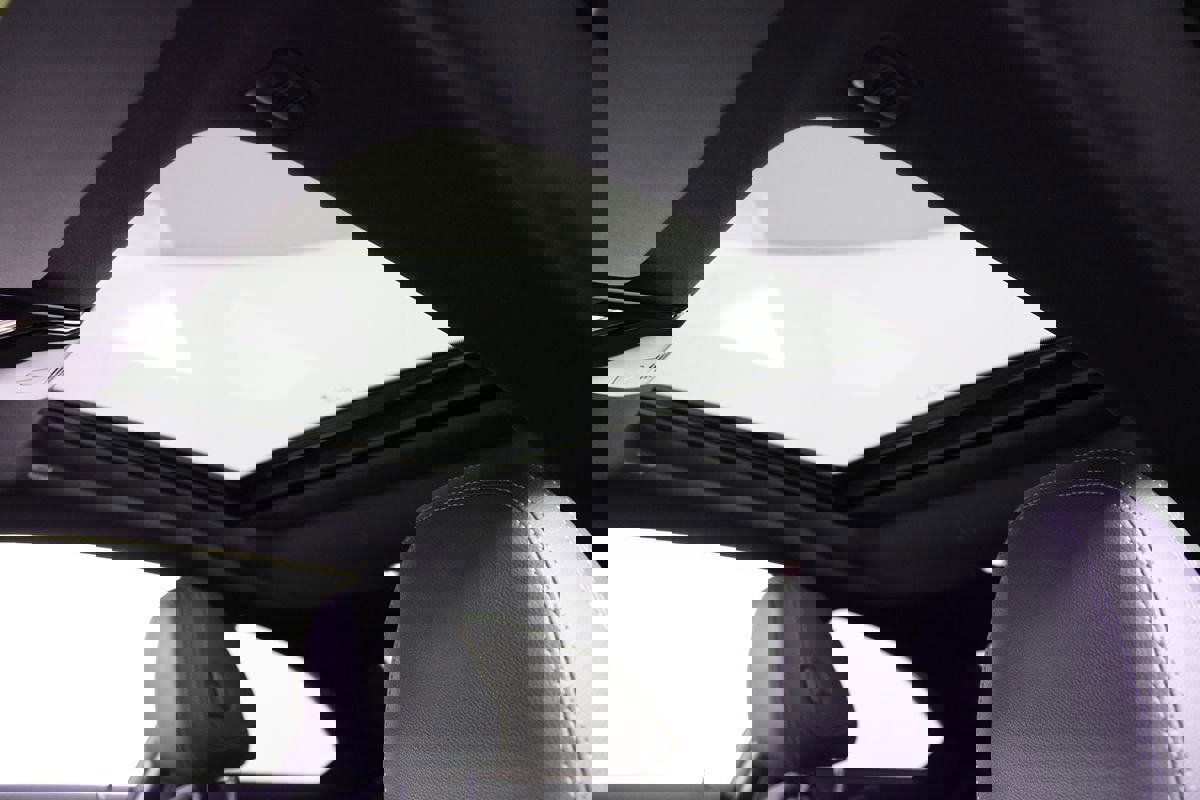 Used 2022 BMW 230i Coupe w/ Premium Package 2 image 28