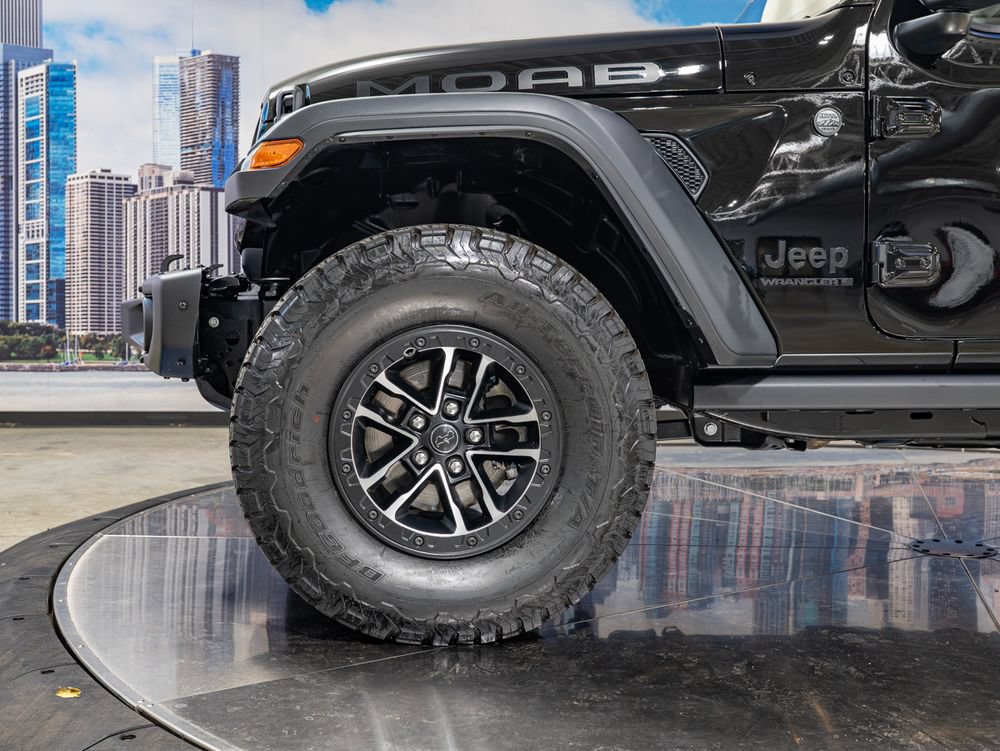 Used 2026 Jeep Wrangler Unlimited Rubicon 392 w/ Quick Order Package 27X Moab AWD/4WD image 7