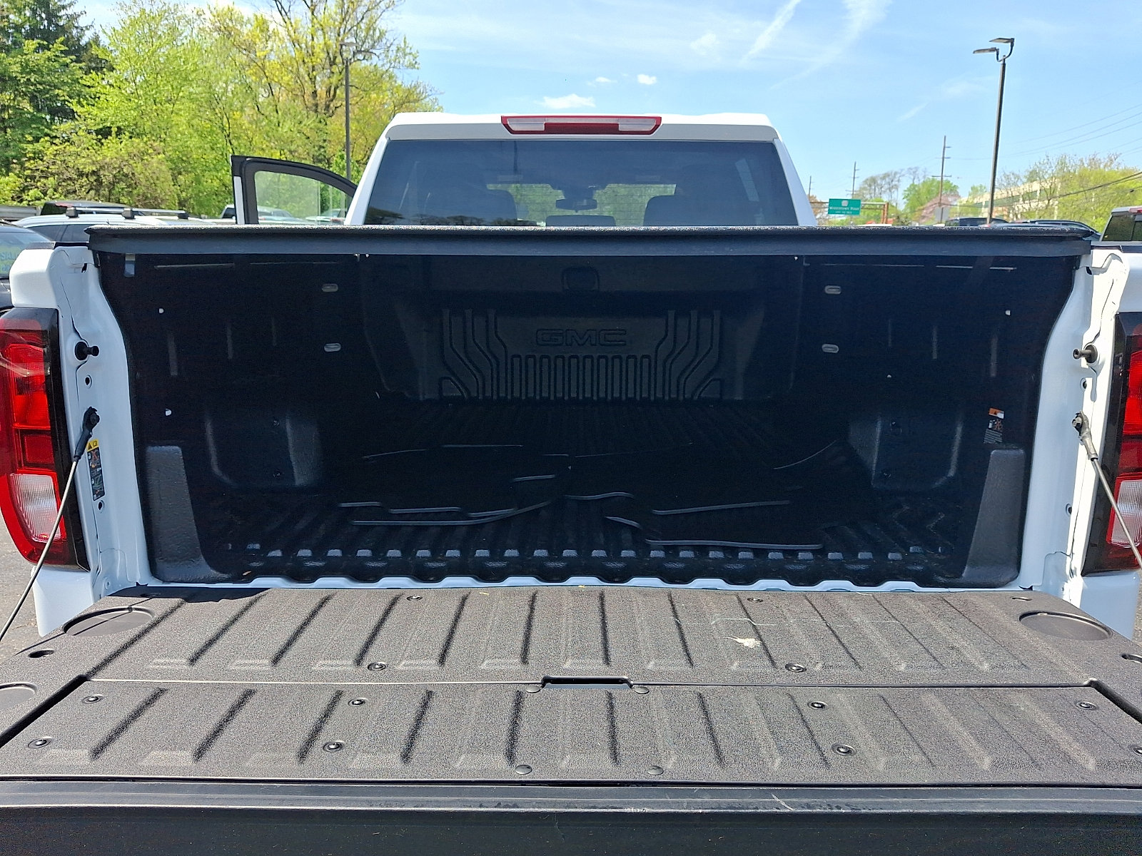 Used 2026 GMC Sierra 1500 Elevation AWD/4WD image 28