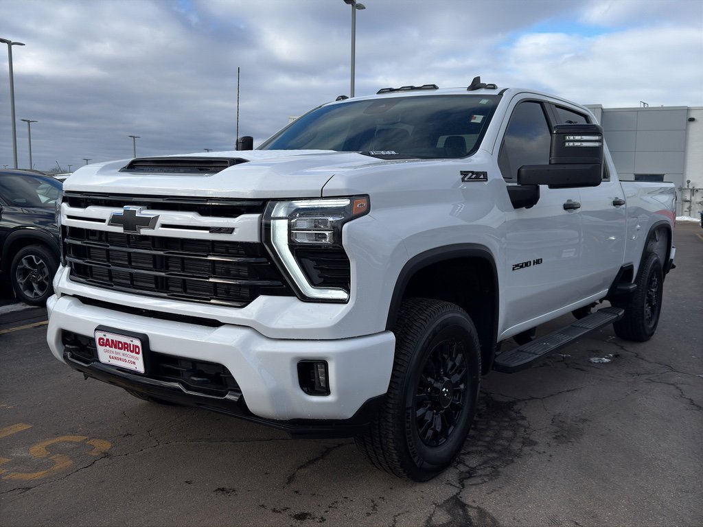Used 2024 Chevrolet Silverado 2500 LT w/ Z71 Sport Edition image 2