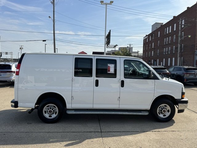 Used 2024 GMC Savana 2500 w/ Driver Convenience Package image 6