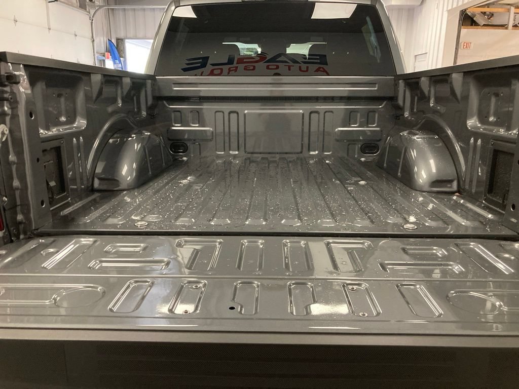 New 2026 Ford F150 XLT w/ XLT Black Appearance Package AWD/4WD image 10