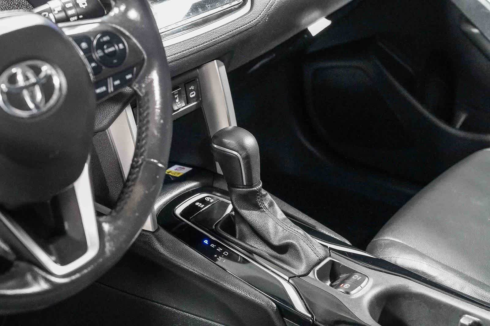 Certified 2023 Toyota Corolla Cross XLE w/ Convenience Package FWD image 25