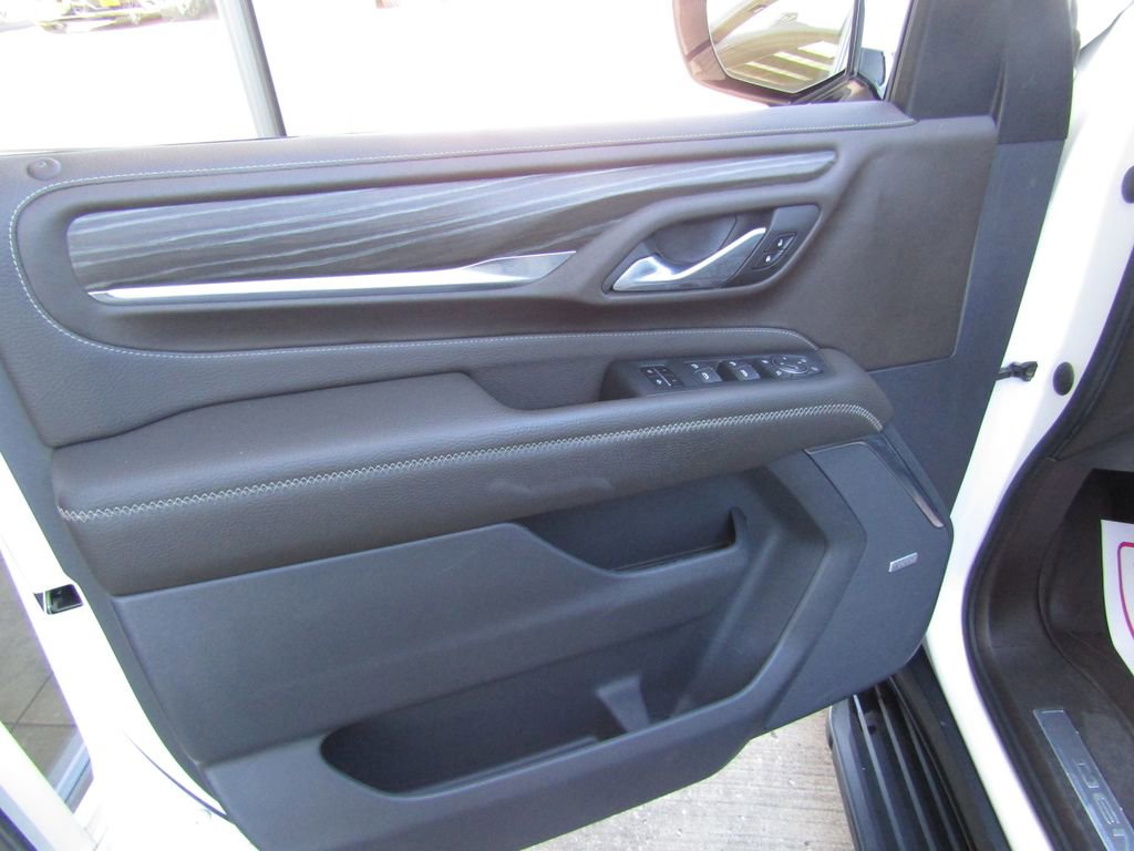 Used 2021 GMC Yukon Denali image 30