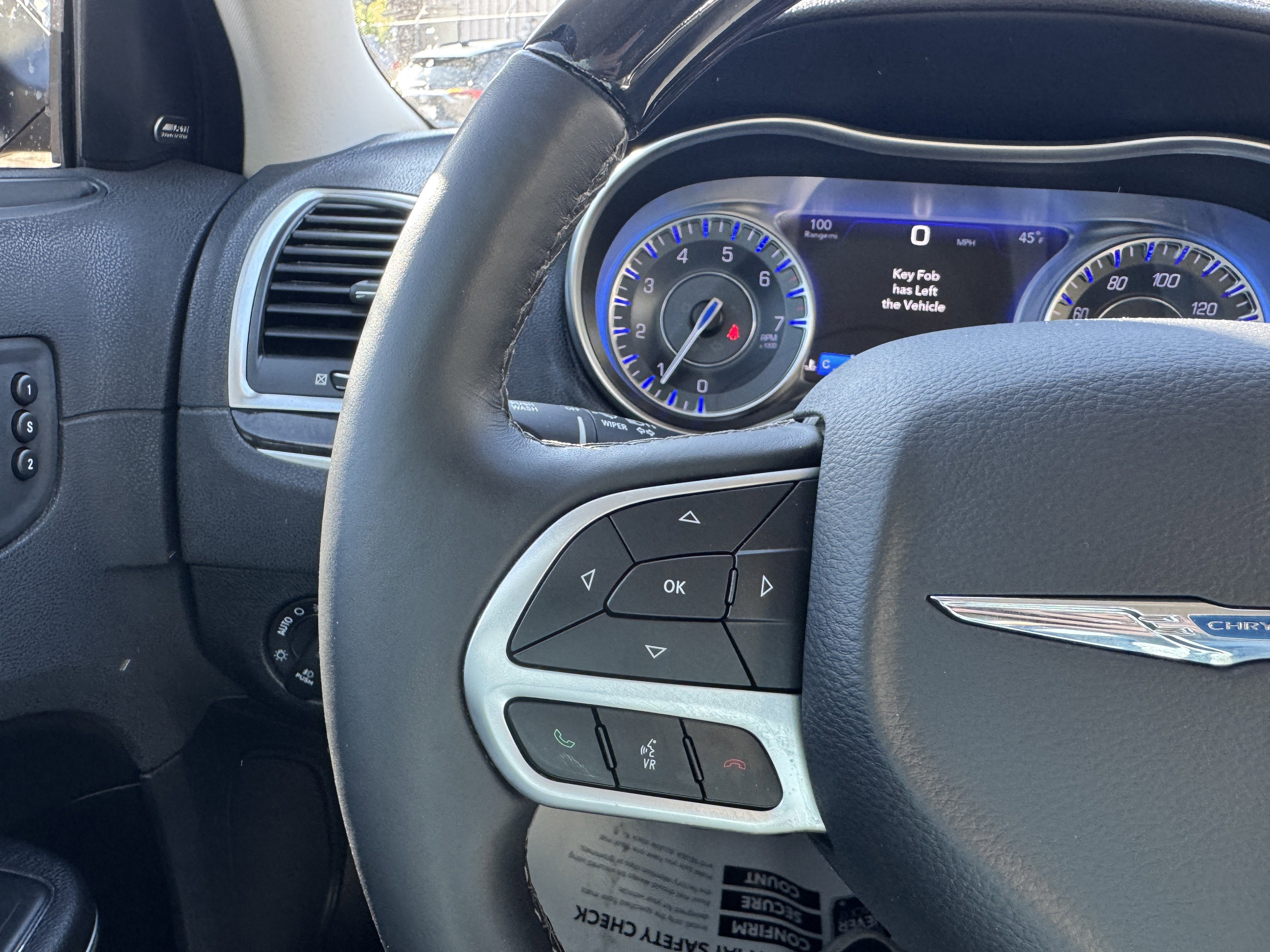 Used 2018 Chrysler 300 Limited w/ Safetytec Plus Group RWD image 23