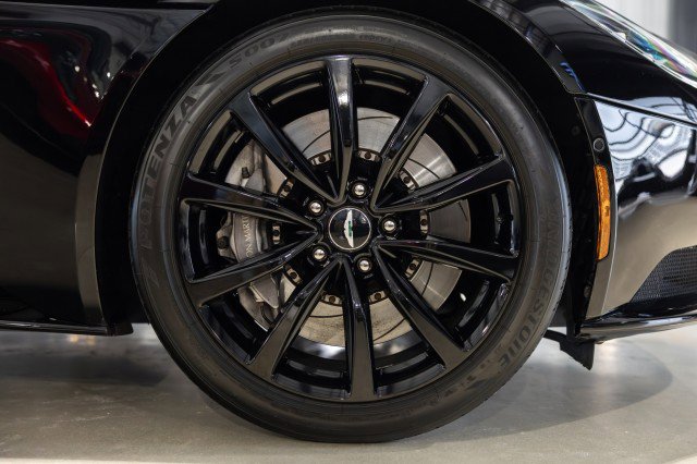 Used 2021 Aston Martin DB11 Volante image 53