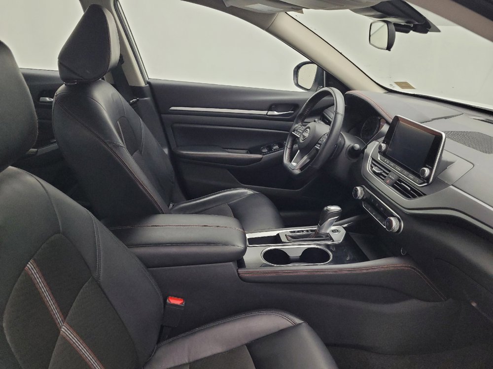 Used 2024 Nissan Altima 2.5 SR image 21
