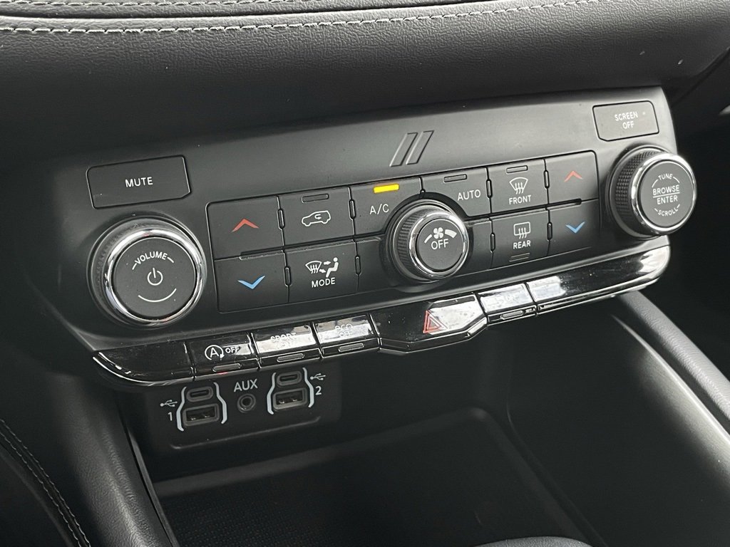 Used 2021 Dodge Durango SXT w/ 3rd Row Seating Group image 17