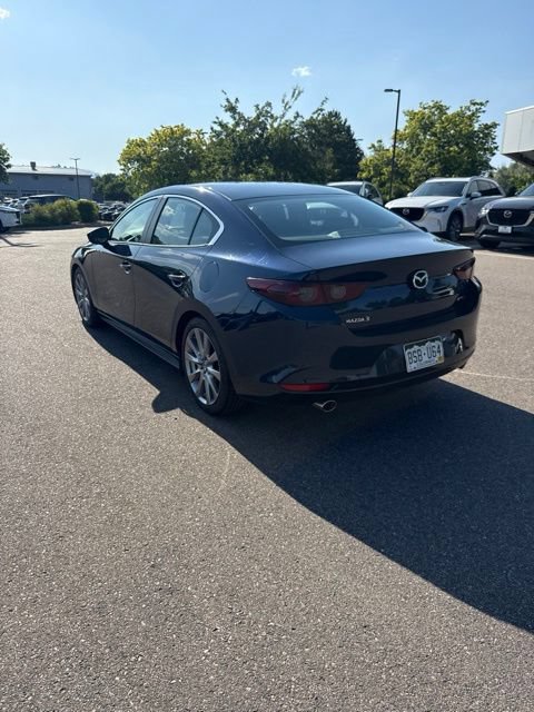 Used 2019 MAZDA MAZDA3 Sedan w/ Select Package FWD image 2