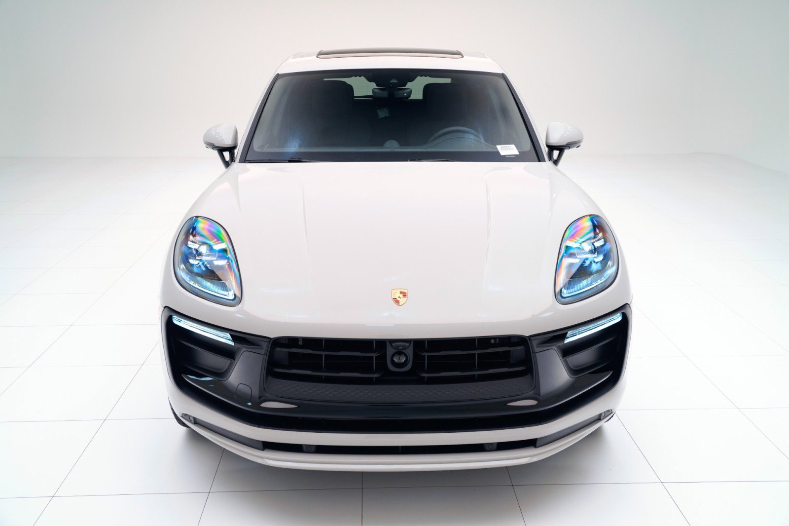 New 2026 Porsche Macan image 6