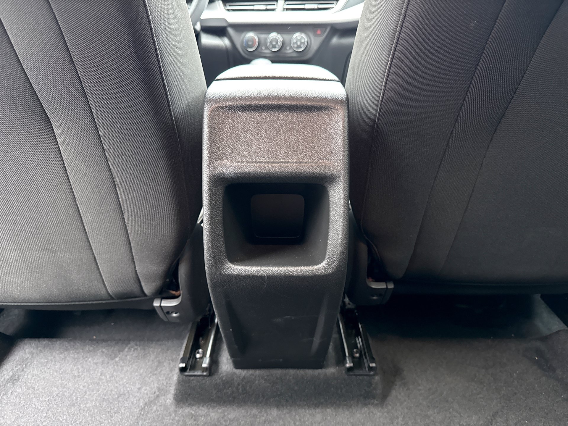 Used 2024 Chevrolet Trax LS w/ LS Convenience Package FWD image 19