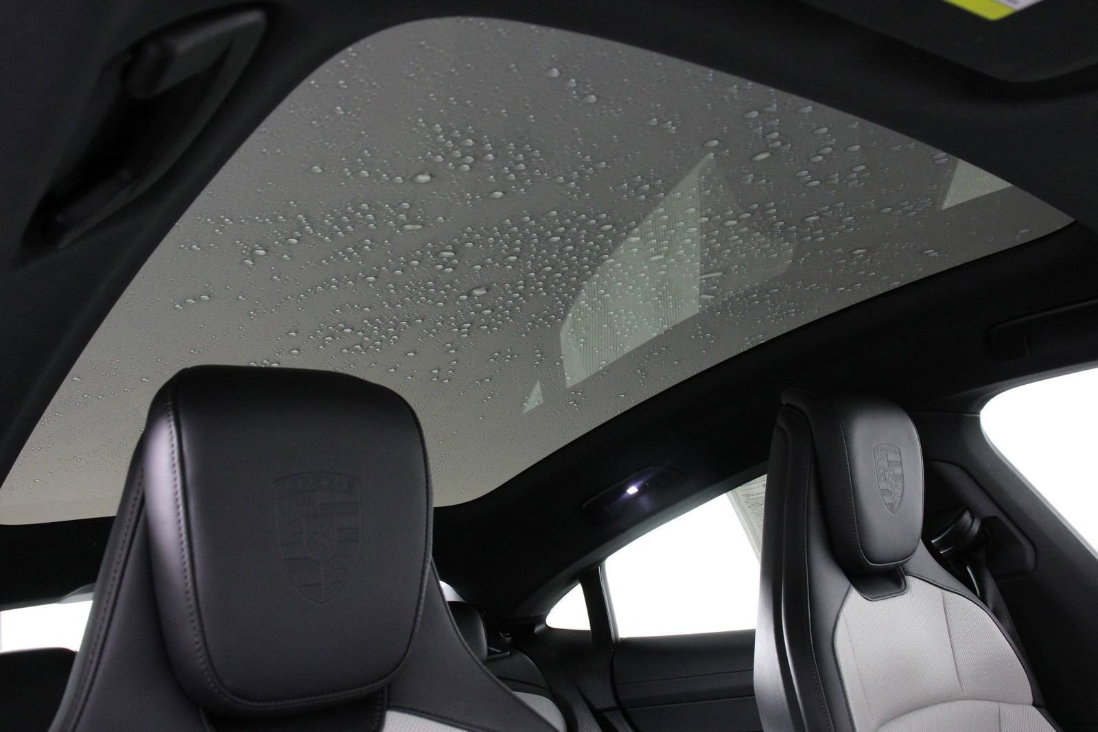 Certified 2025 Porsche Taycan image 25