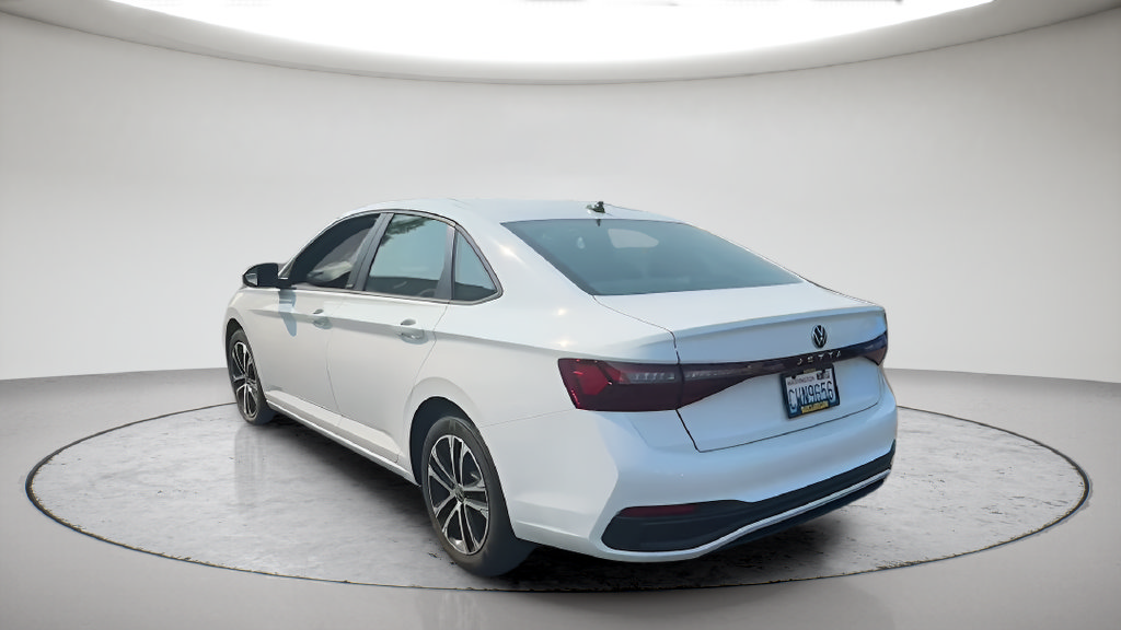 Used 2026 Volkswagen Jetta Sport FWD image 9