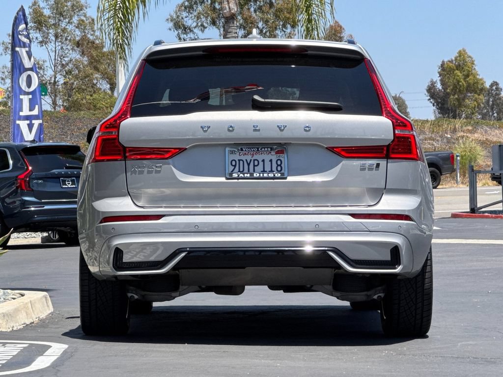 Certified 2023 Volvo XC60 B5 Ultimate AWD/4WD image 4