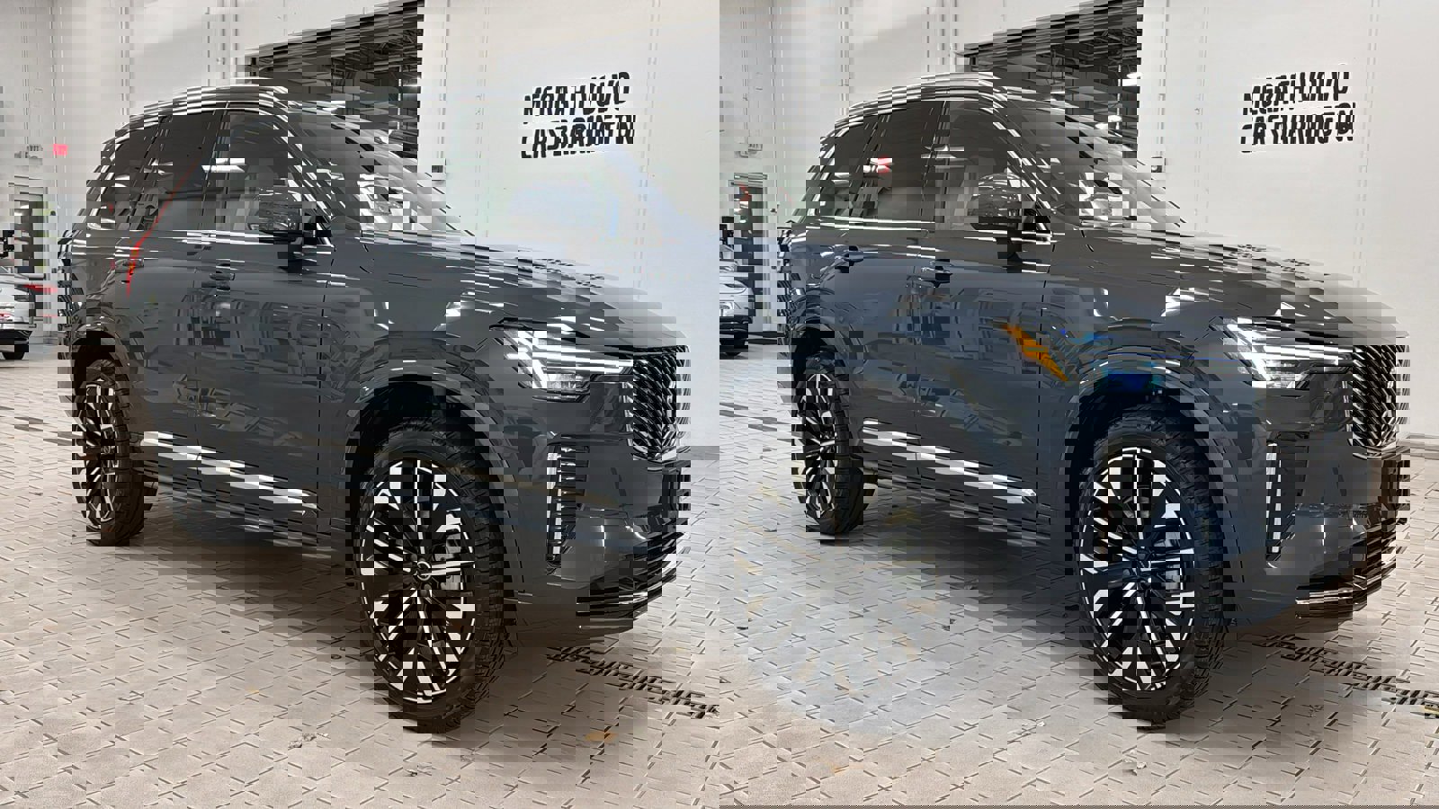 Used 2026 Volvo XC90 B5 Core w/ Protection Package Premier image 3