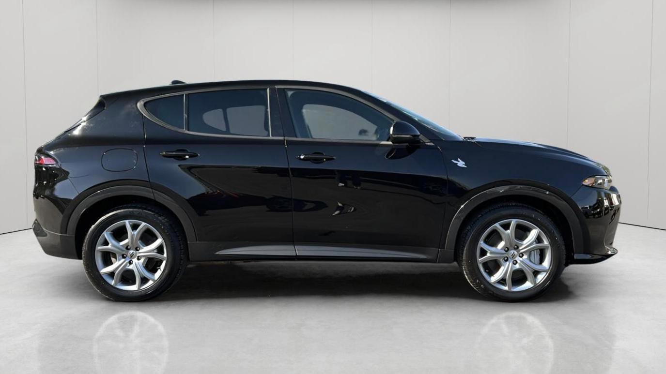 Used 2024 Dodge Hornet R/T AWD/4WD image 3