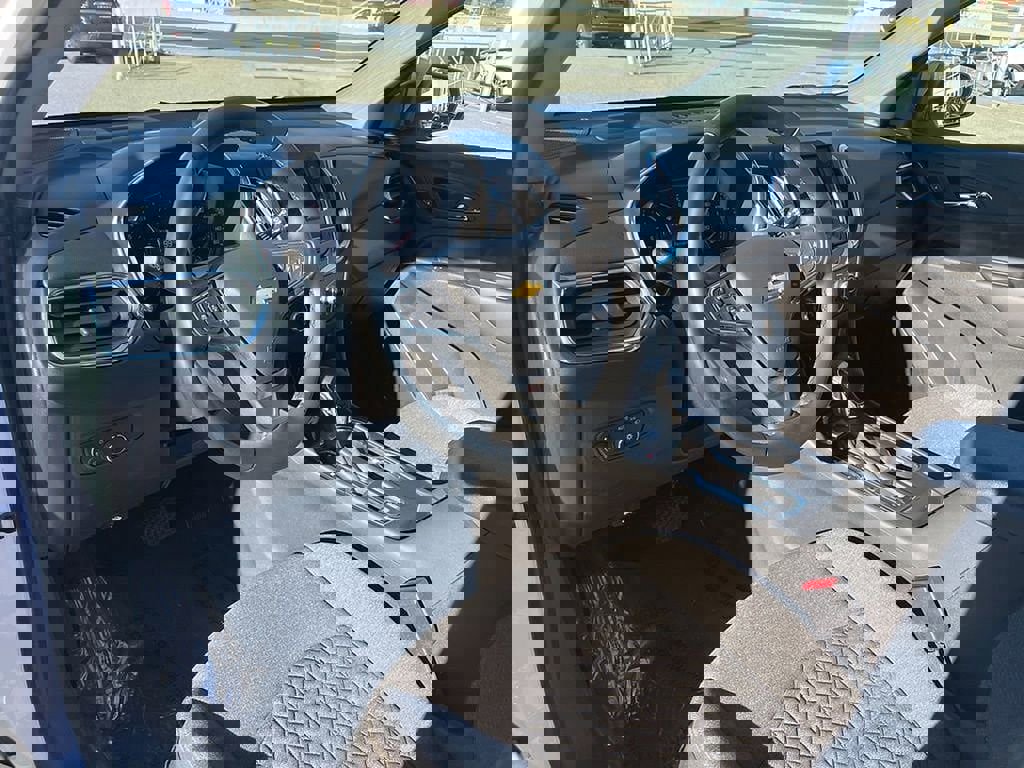 Used 2023 Chevrolet Equinox LT image 16