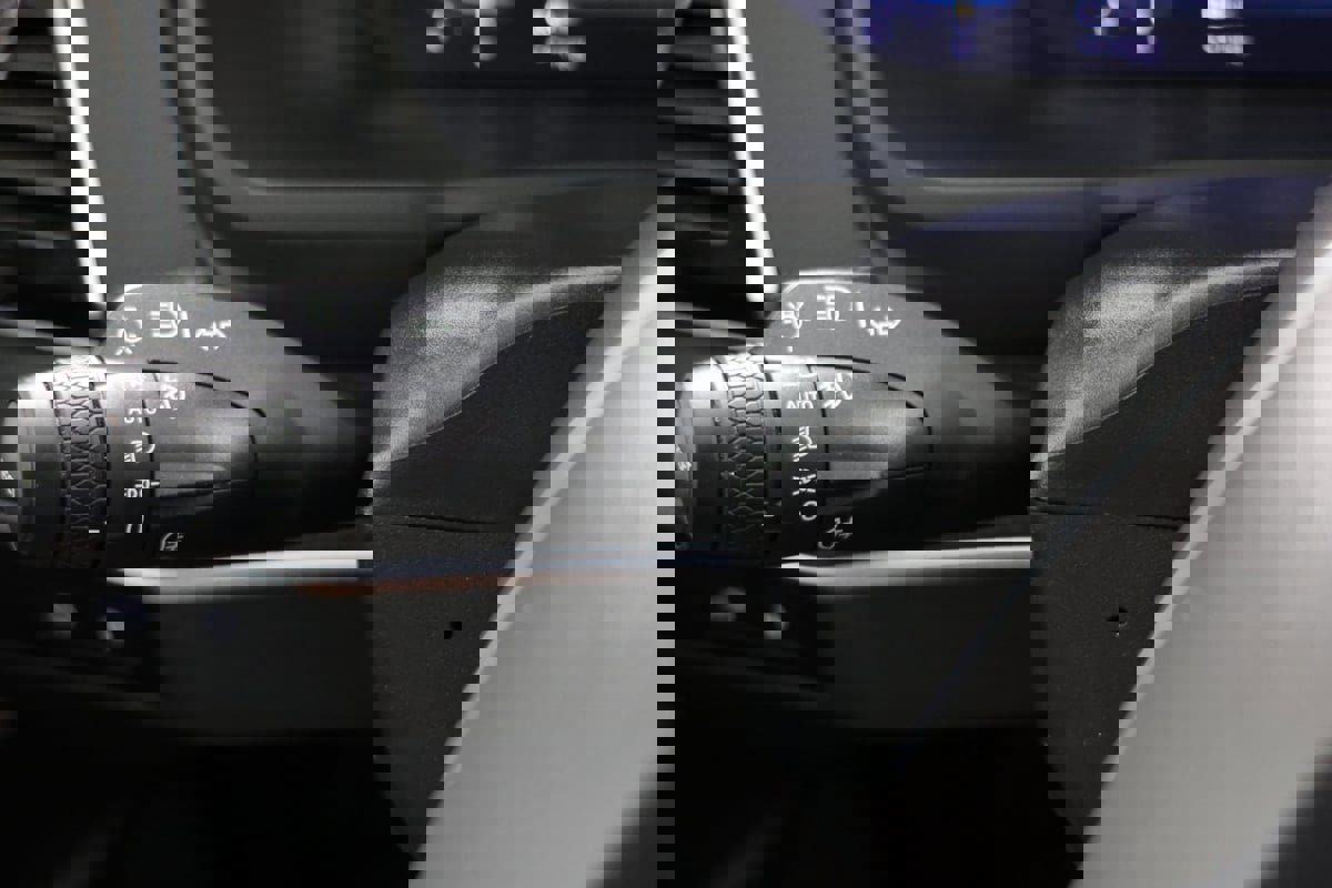 Used 2023 Volvo XC90 T8 Ultimate image 30