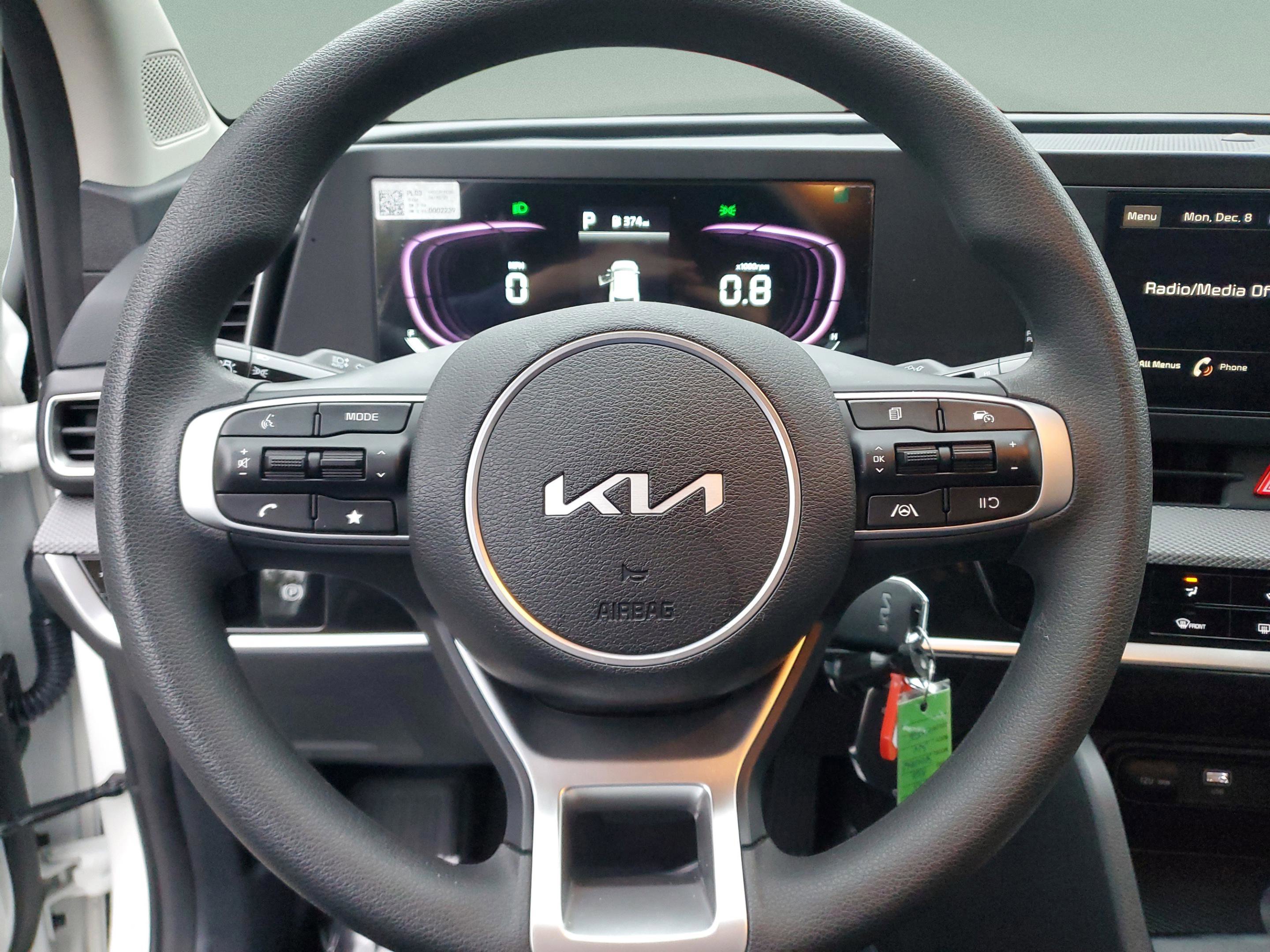 Certified 2025 Kia Sportage LX image 21