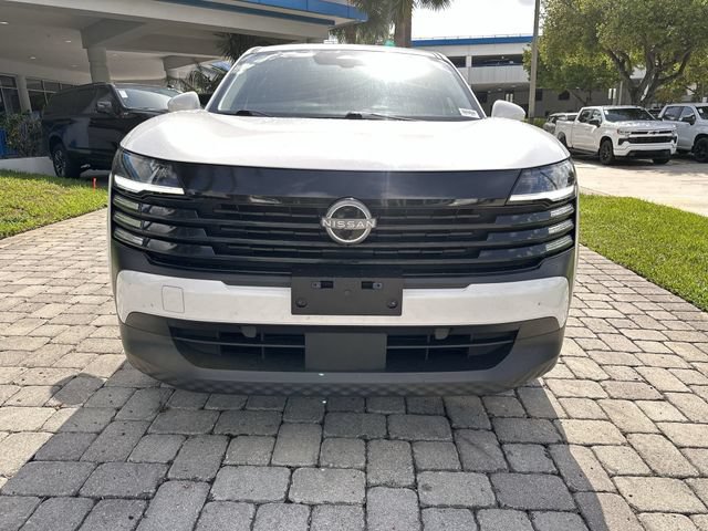 Used 2025 Nissan Kicks SV FWD image 19