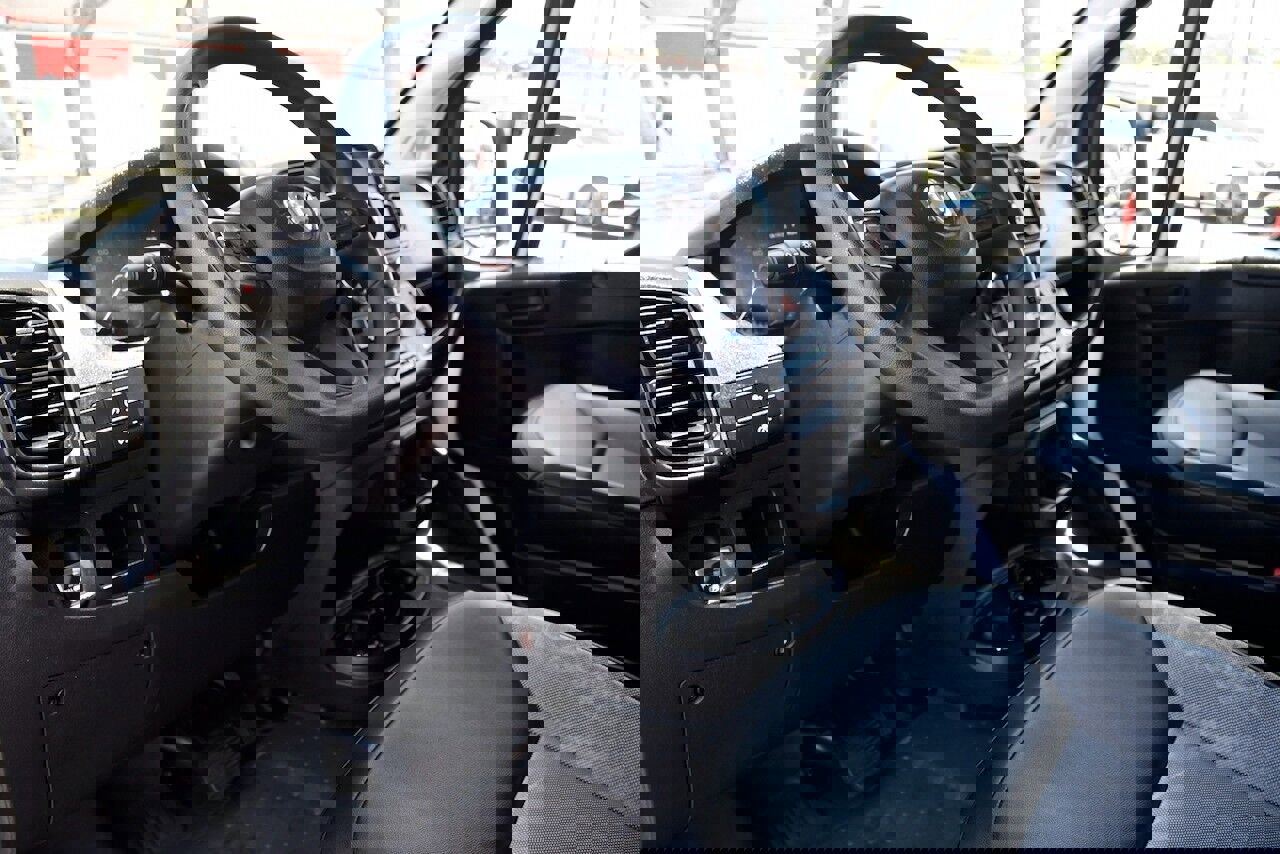 Used 2023 RAM ProMaster 2500 image 8