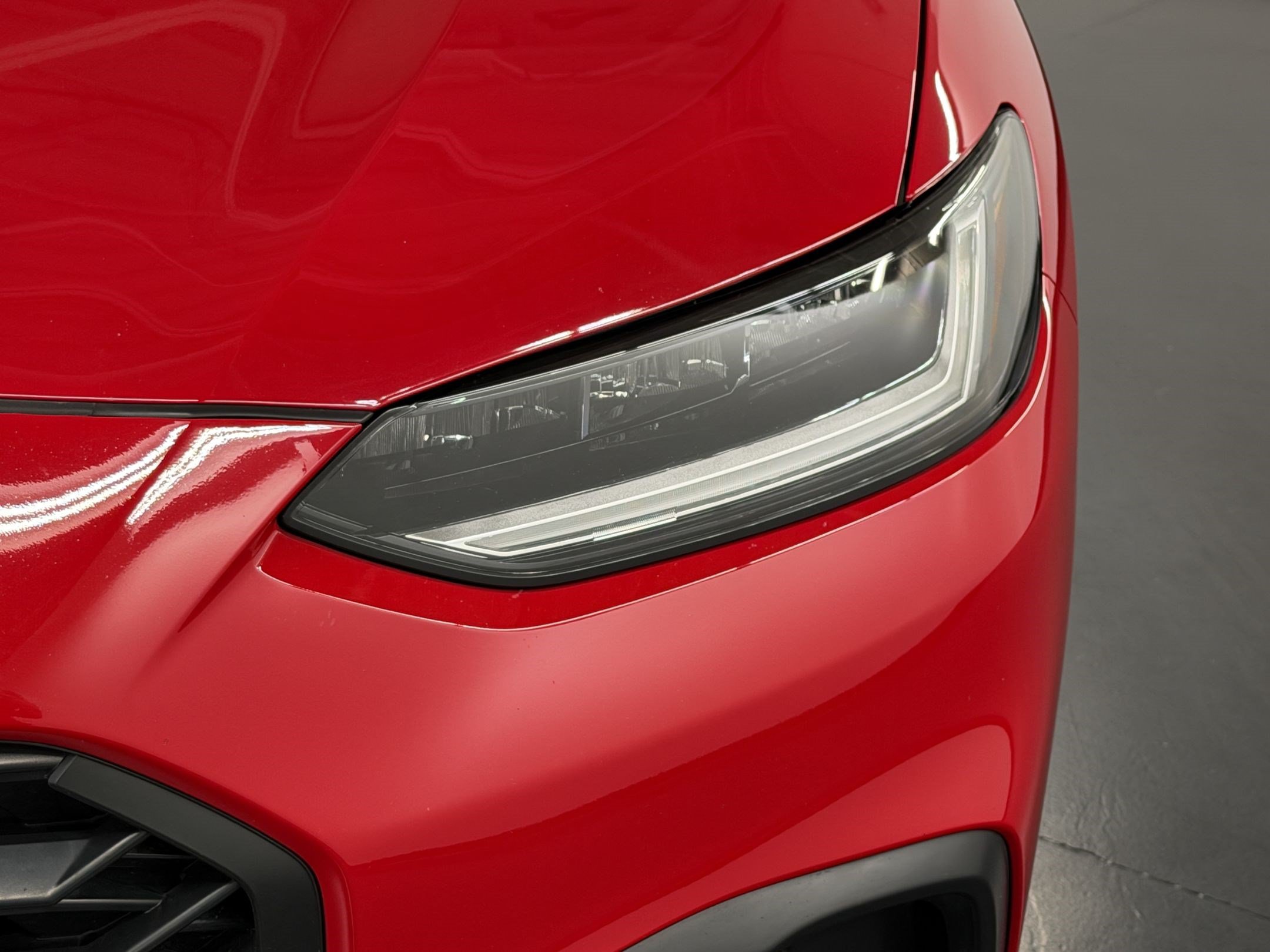 Certified 2025 Honda HR-V Sport image 12
