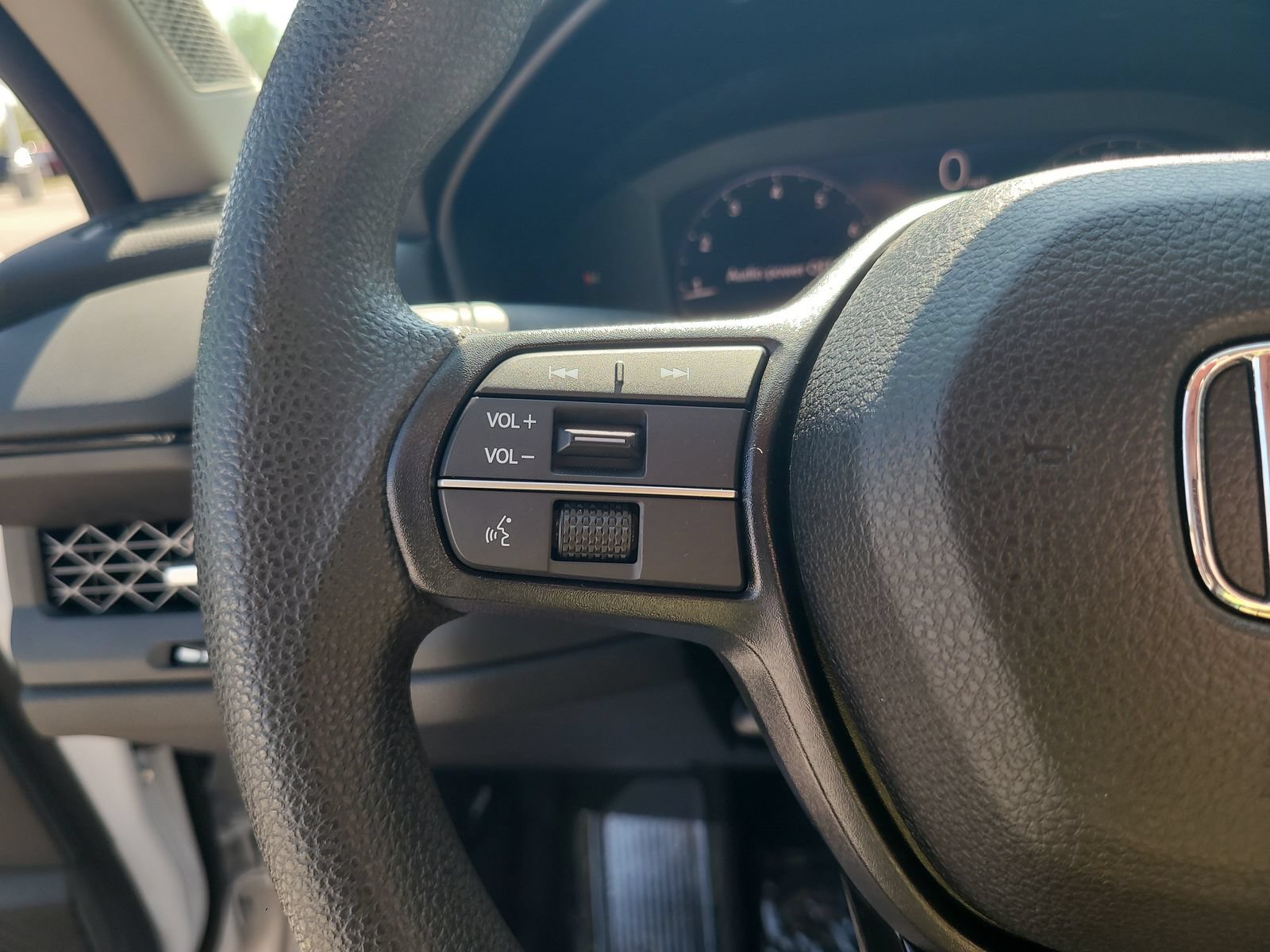 Certified 2024 Honda Accord EX image 14