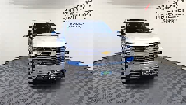 Used 2021 Chevrolet Silverado 1500 LT w/ Safety Package image 3