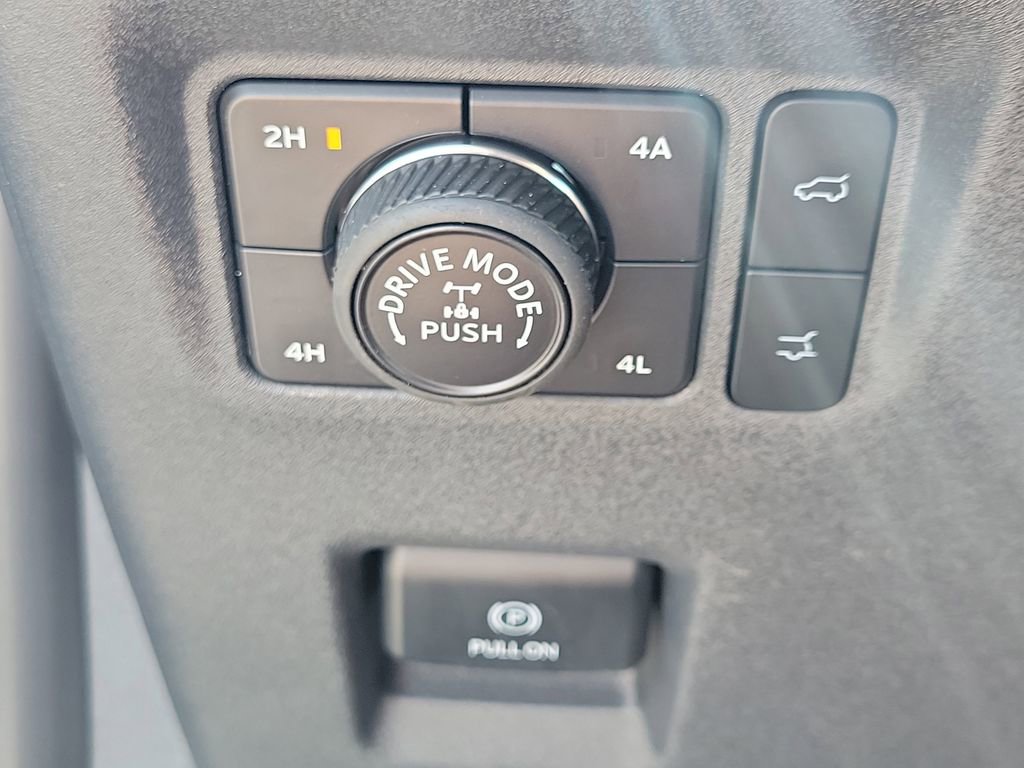 New 2026 Ford Expedition Tremor image 30