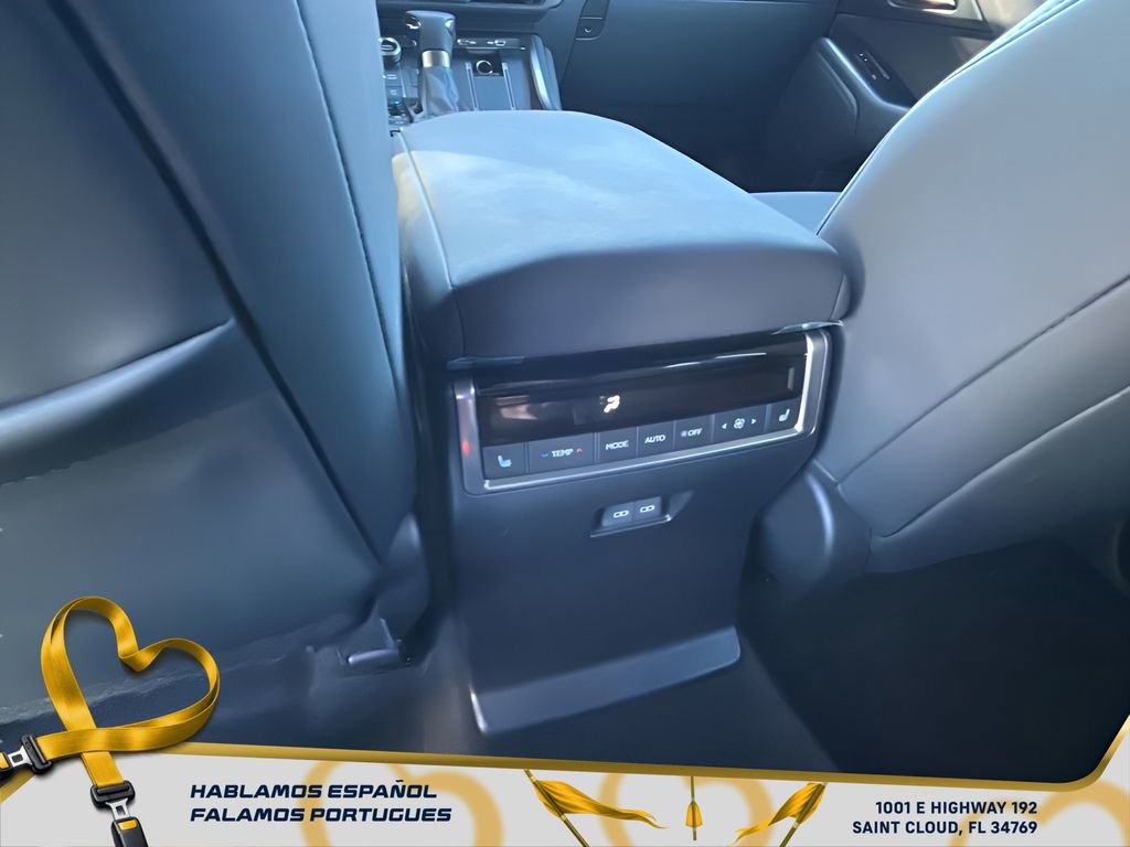 Used 2025 Lexus GX 550 image 22