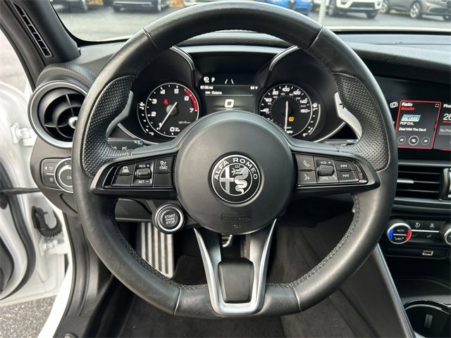 Used 2022 Alfa Romeo Giulia Veloce image 18