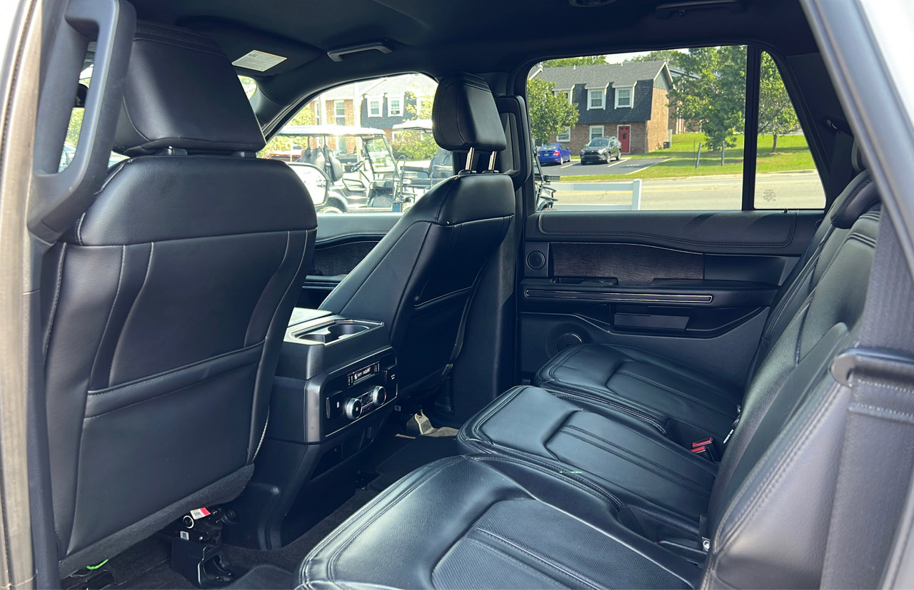 Used 2021 Ford Expedition Max Limited image 15