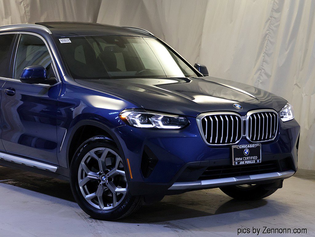 Certified 2023 BMW X3 xDrive30i w/ Premium Package image 2