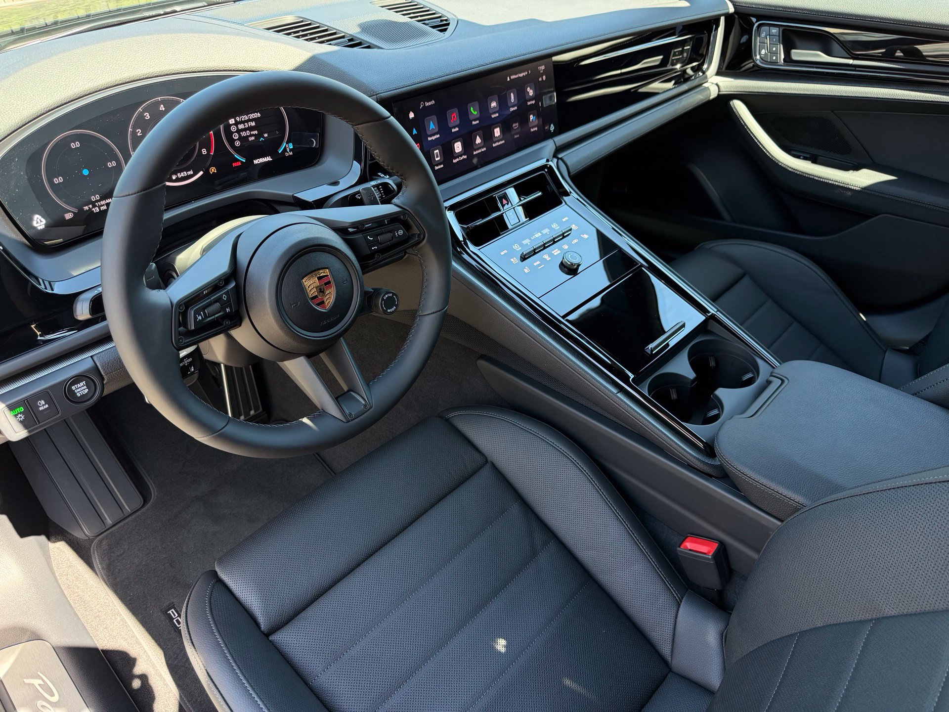 New 2026 Porsche Panamera 4 AWD/4WD image 4