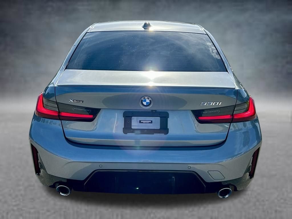 Used 2023 BMW 330i xDrive Sedan w/ M Sport Package AWD/4WD image 7