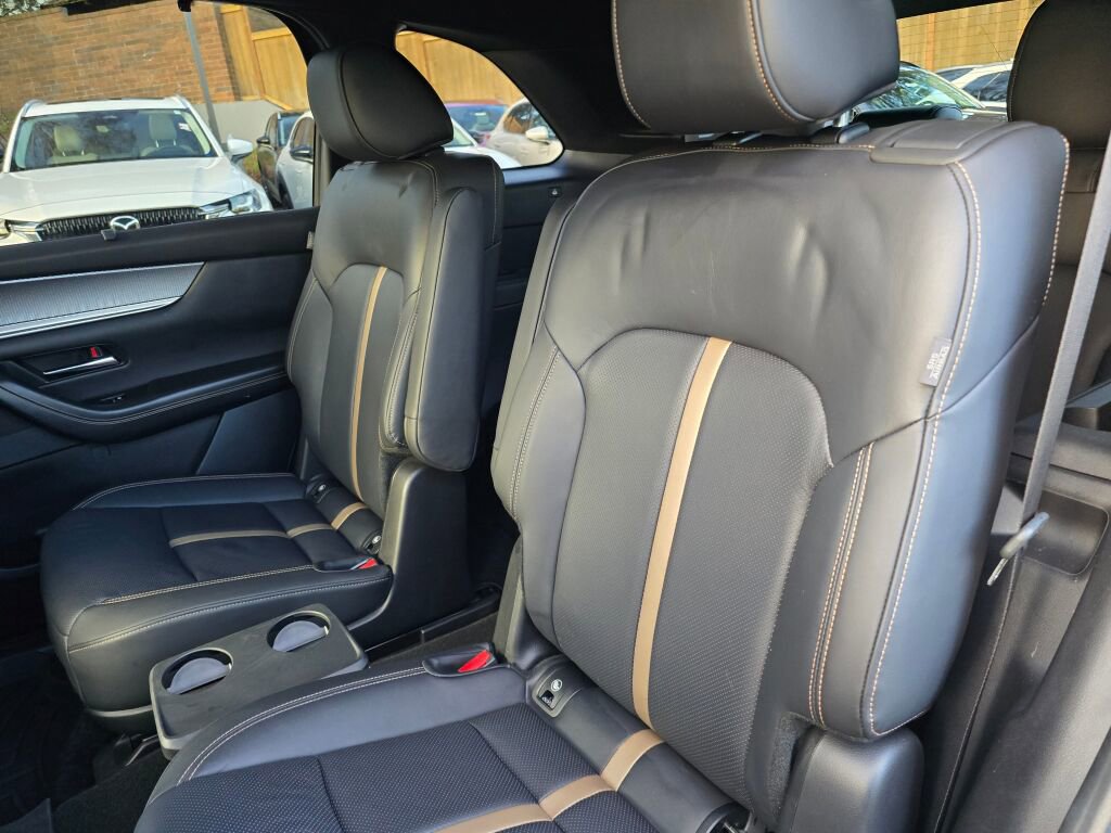 Certified 2024 MAZDA CX-90 Plug-In Hybrid w/ Premium Plus image 18